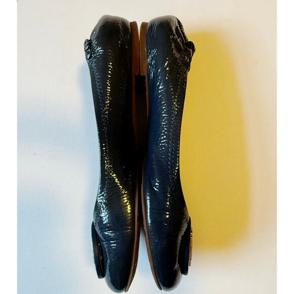 Tory Burch Reva Blue Leather Ballet Flats Gold Medallion Women's Size 7.5 - Picture 6 of 10